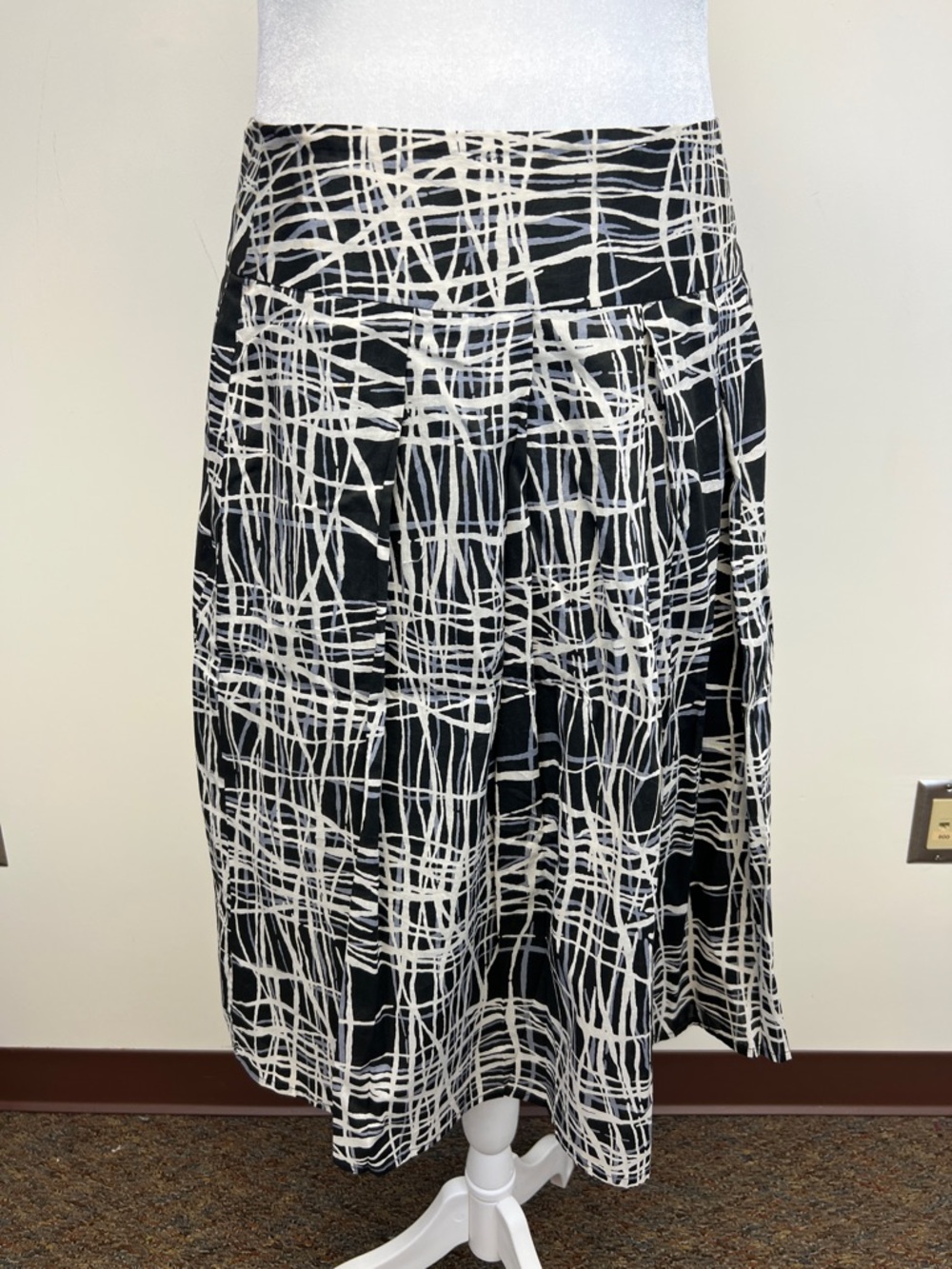 Rafaella Women’s Black White Purple|Blue Grey Pleated Flowy Skirt Size 12